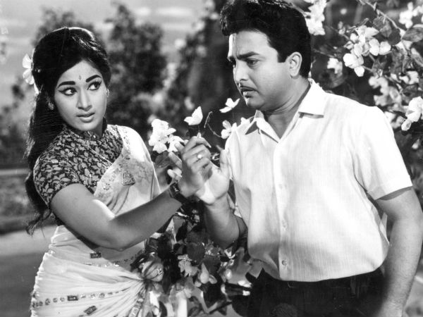 அன்னையும் பிதாவும்