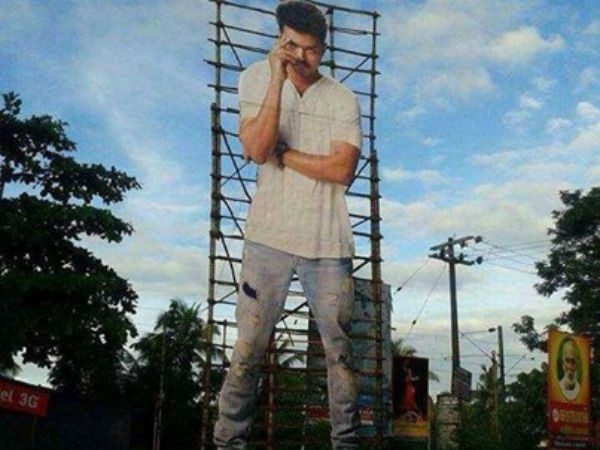 Youth dies after offering palabhishekam to Vijay's cut-out Youth dies after offering palabhishekam to Vijay's cut-out