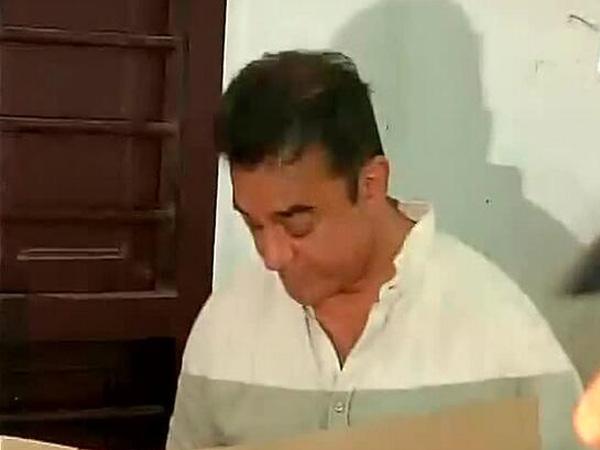 அரசியல் சார்பா? அரசியல் சார்பா?