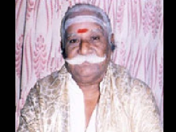 Actor Meesai Murugesan no more