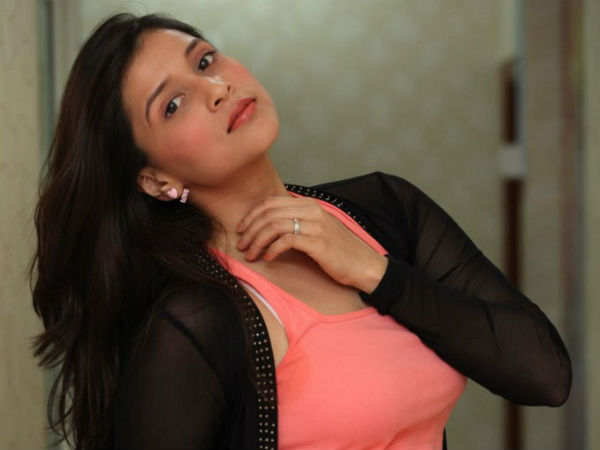 அக்கா சொல்லித்தான்