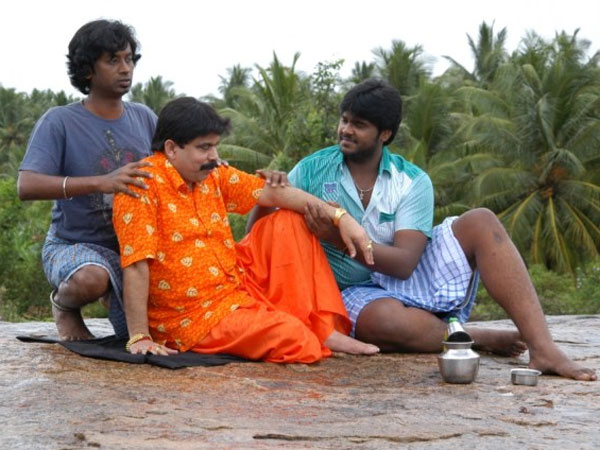 இயக்குனர்