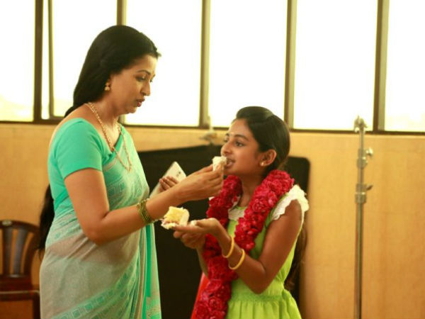 நிவேதா தாமஸ்