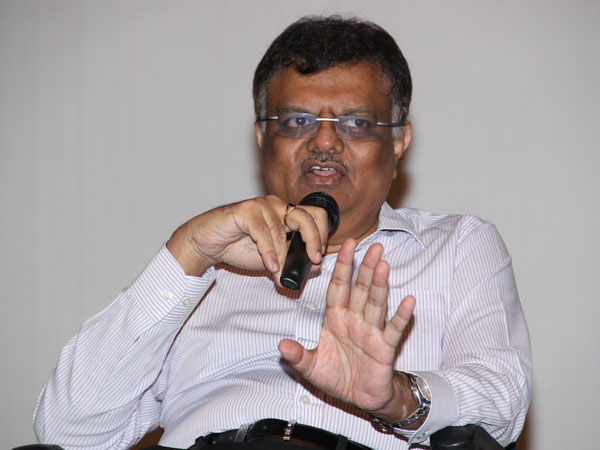 We will pay Kochadaiiyaan loan on our own, says Murali Manohar We will pay Kochadaiiyaan loan on our own, says Murali Manohar