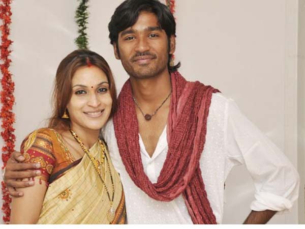 Dhanush hails his wife Aishwarya Dhanush hails his wife Aishwarya