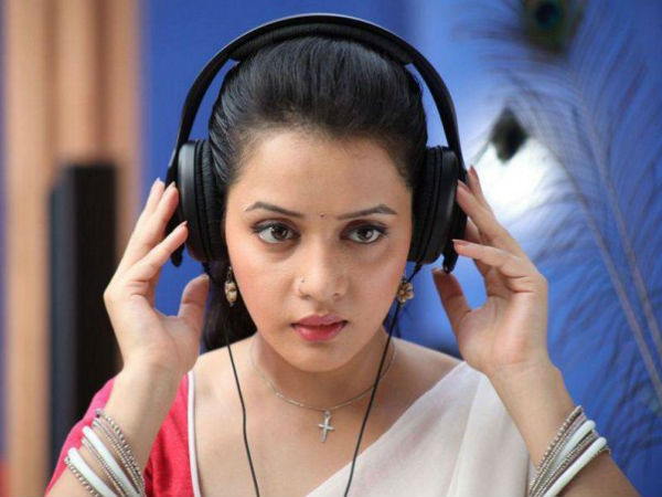 மெல்லிய கோடு...