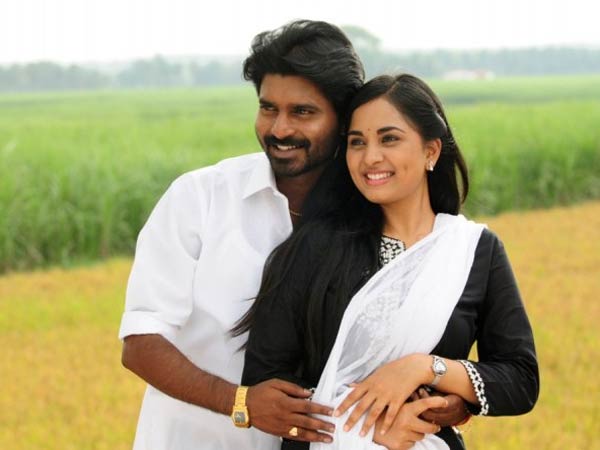 இயக்குனராக காம்ரன்: