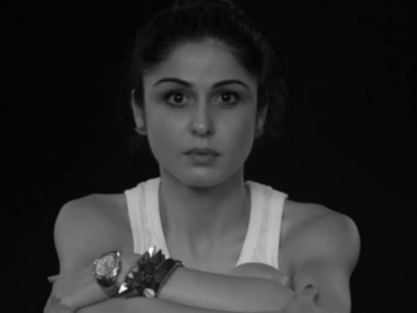 99 பெண்கள்