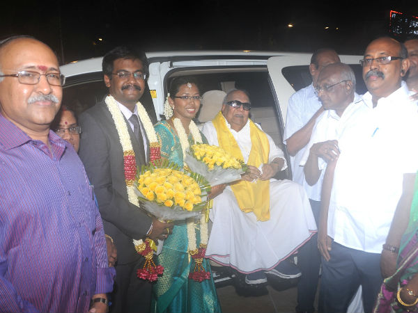 Karunanidhi, Rajini at SP Muthuraman grand-daughter marriage reception Karunanidhi, Rajini at SP Muthuraman grand-daughter marriage reception