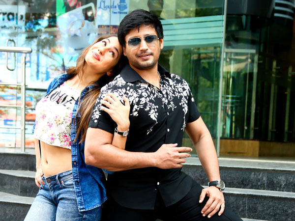 Australian beaty Amenda is Prashant's pair in Saahasam