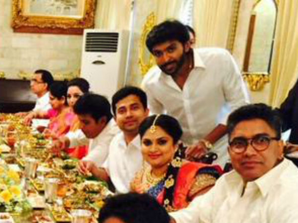 வகை வகையான பலகாரங்கள்