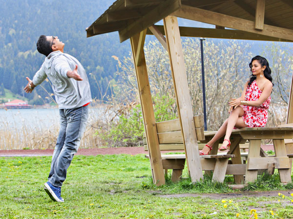 Uttama Villain Review