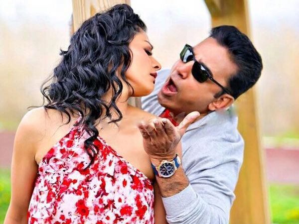 Uttama Villain Review