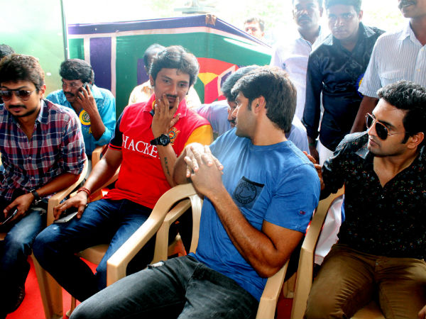 விநியோகஸ்தர்கள்...