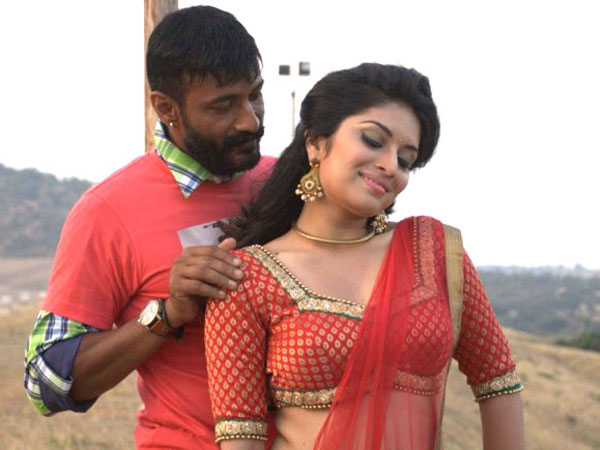 முன்னாள் காதலியின் கணவர்...