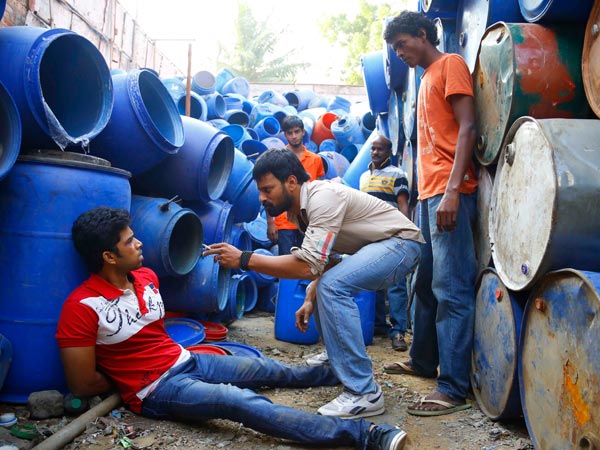 எஸ்ஆர்எம் மாணவர்கள்