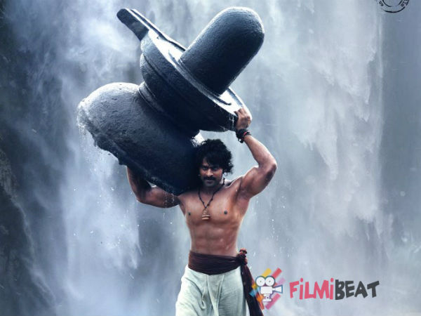 பாகுபலியாக பிரபாஸ் 