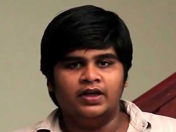 தவறான தகவல்கள்