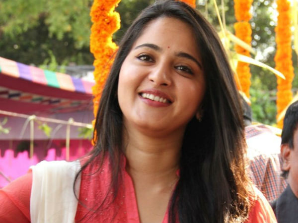 இஞ்சி இடுப்பழகி