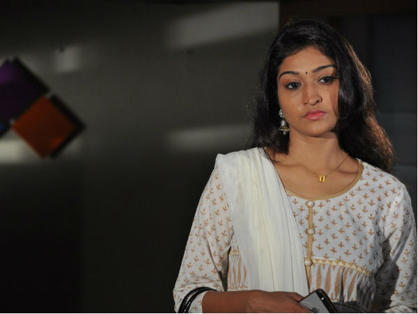 கூட இருந்தே குழி பறிப்பு 