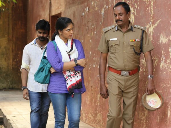 கைதியுடன்