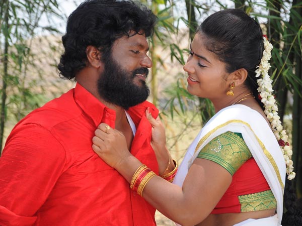 உயிர் காப்பாளனாக