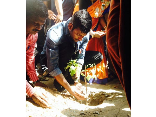 Actors like me are reel heroes, says Vishal