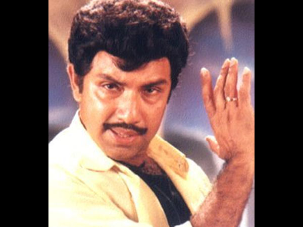 வில்லனாக தொடங்கி