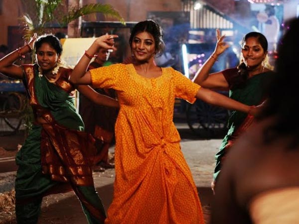 ரசிகைகள் வைத்த கோரிக்கை 