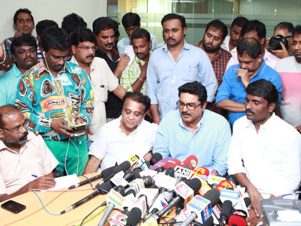 சரத் அணியில் கூட்டம்