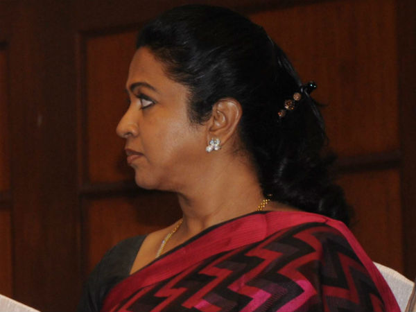 விஷால் ரெட்டி பின்னால் இருப்பது யார்?