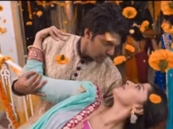 இஞ்சி இடுப்பழகி மஞ்சச் செவப்பழகி