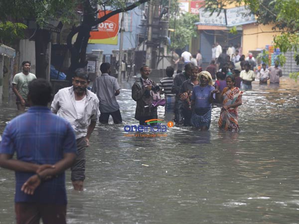 புகழிடம் அளிக்கும் திரையரங்குகள்