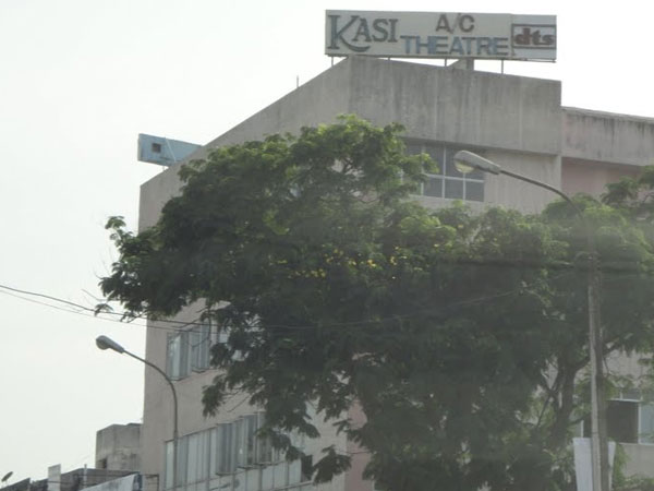 சென்னையில்...