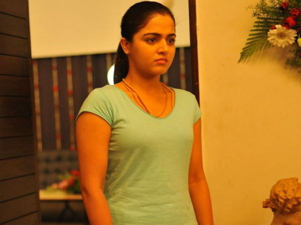 Maalai Nerathu Mayakkam on Jan 1st