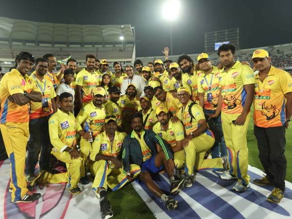 2 ஆண்டுகள்