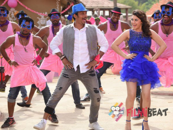 ஒரே குடும்பம்...