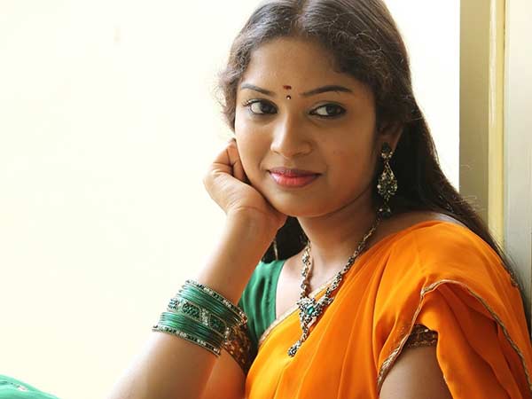 இயக்குநர்