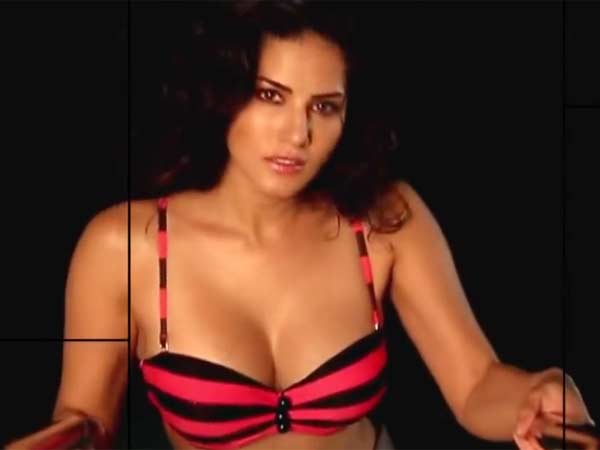 ஆபாசப்பட நடிகை...