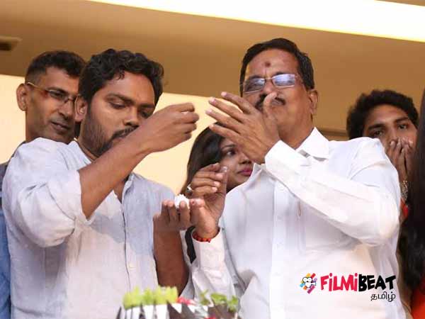  மூன்று இயக்குநர்கள்