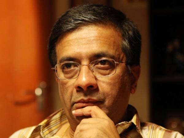 ஸ்ரேயா அப்பாவாக...