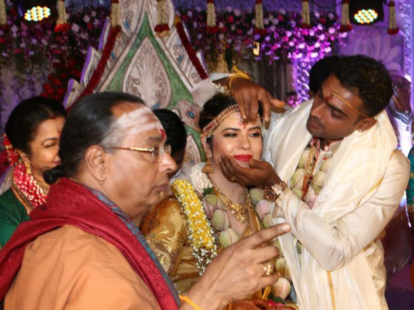 ராதாரவி 