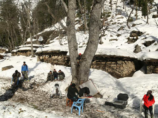 Saalai movie shooting at Kashmir snow fall 