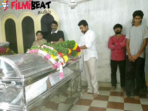 Surya pays tribute to Vietnam Veedu Sundaram body Surya pays tribute to Vietnam Veedu Sundaram body
