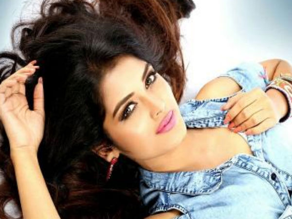 மும்பை பொண்ணு