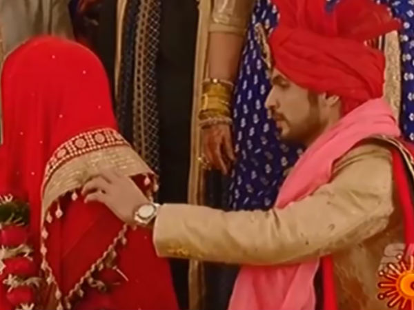 மௌனிராய்