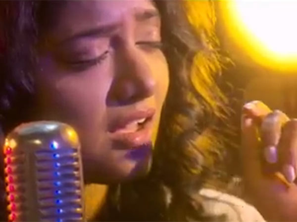 பாடகி மதுமிலா பாடகி மதுமிலா