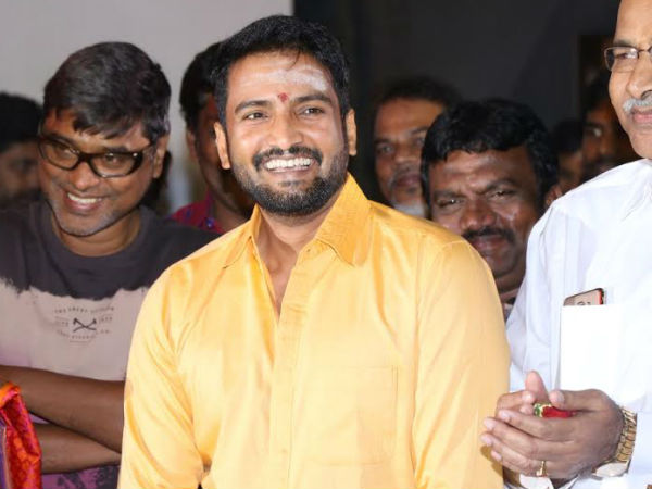 Santhanam's first action movie Odi Odi Uzhaiikanum Santhanam's first action movie Odi Odi Uzhaiikanum