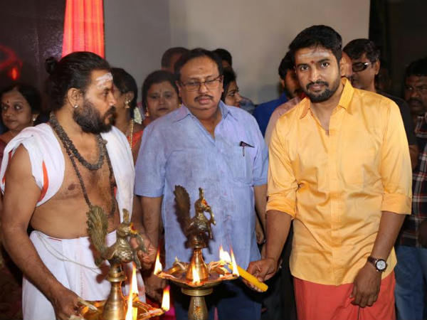 Santhanam's first action movie Odi Odi Uzhaiikanum Santhanam's first action movie Odi Odi Uzhaiikanum