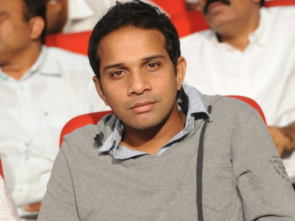 பாடகர் கார்த்திக் 